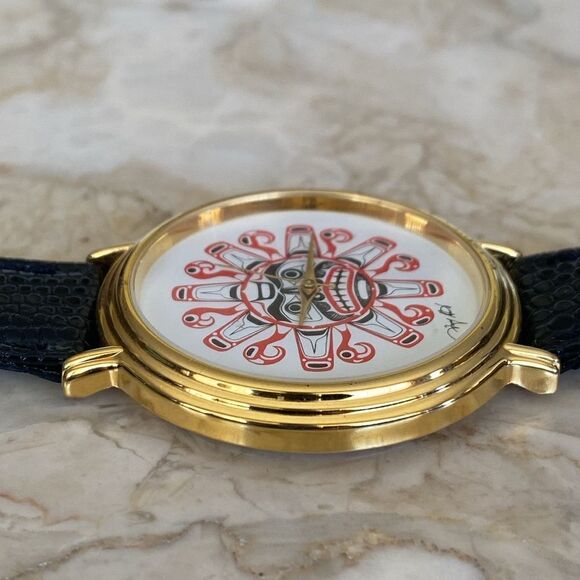 Chief Tony Hunt First Nations Mask Dial Watch Gold Tone Leather Strap Unisex - Picture 7 of 17